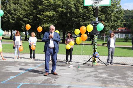 1. ŠOLSKI DAN NA OŠ ŠKOFLJICA 8